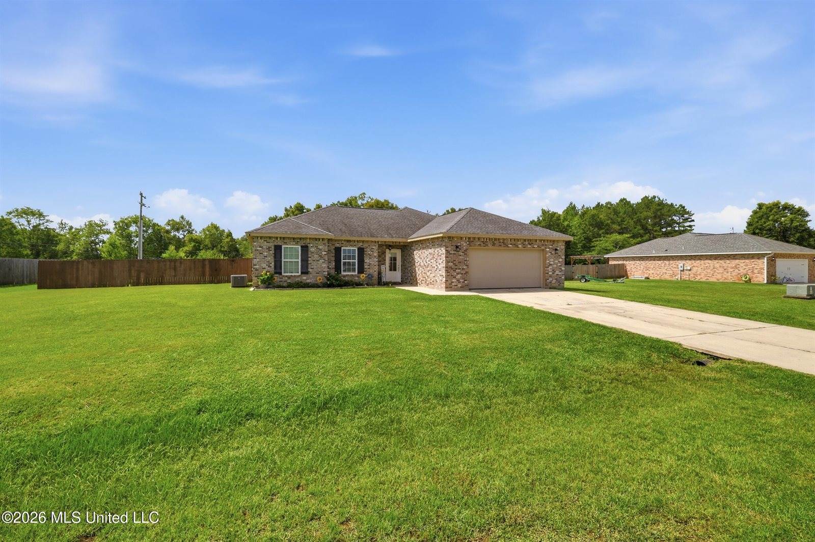 15 Meadow Path Circle, Picayune, MS 39466