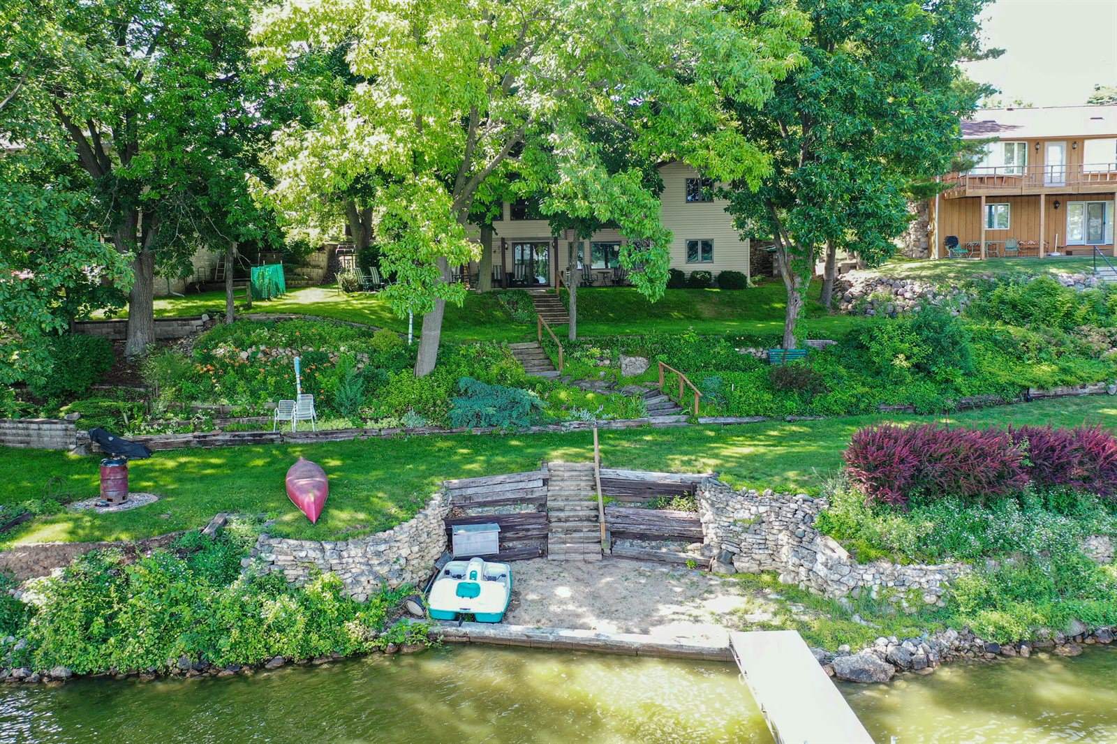 N7866 Kettle Moraine Dr, Whitewater, WI 53190