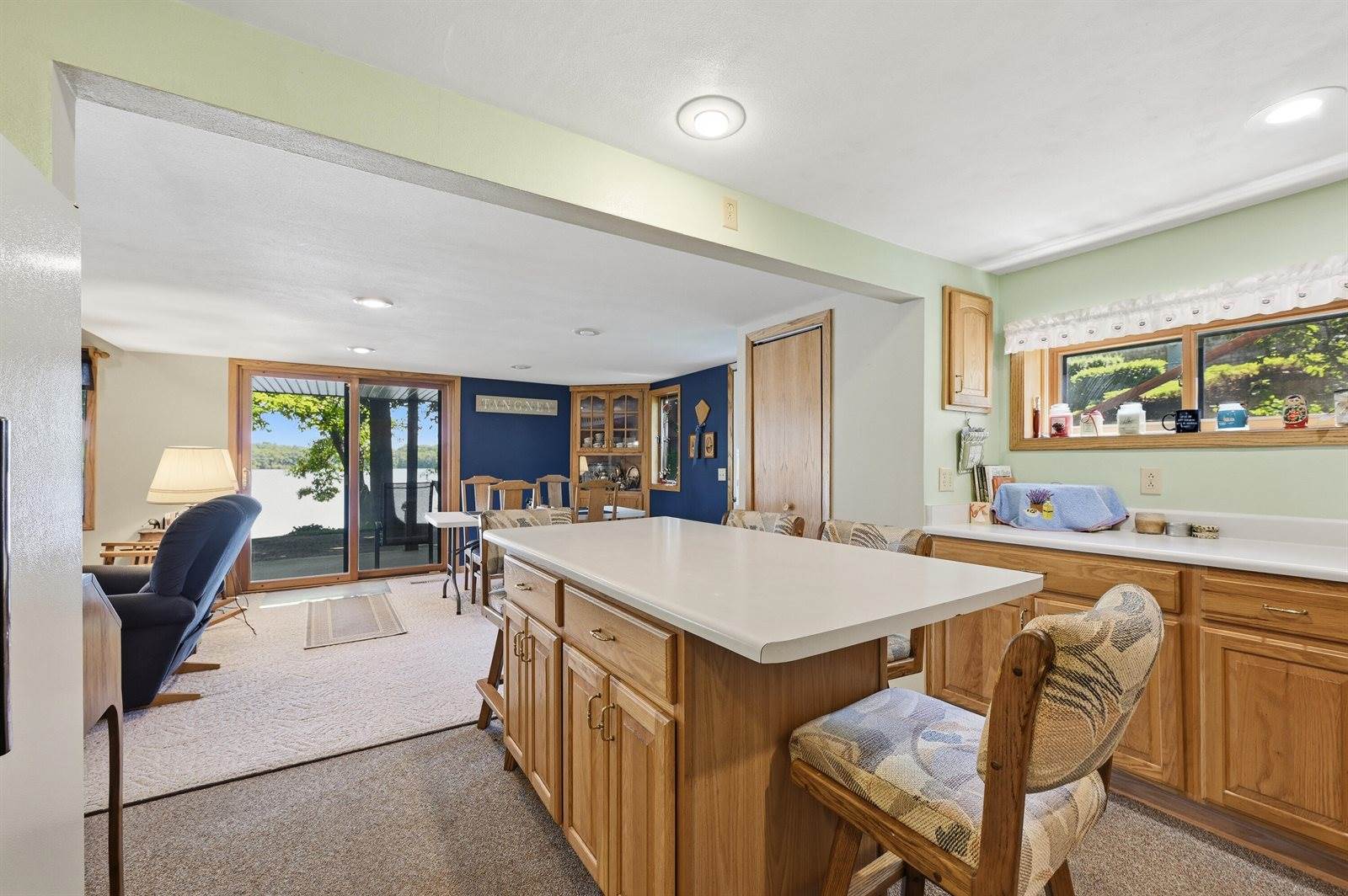N7866 Kettle Moraine Dr, Whitewater, WI 53190