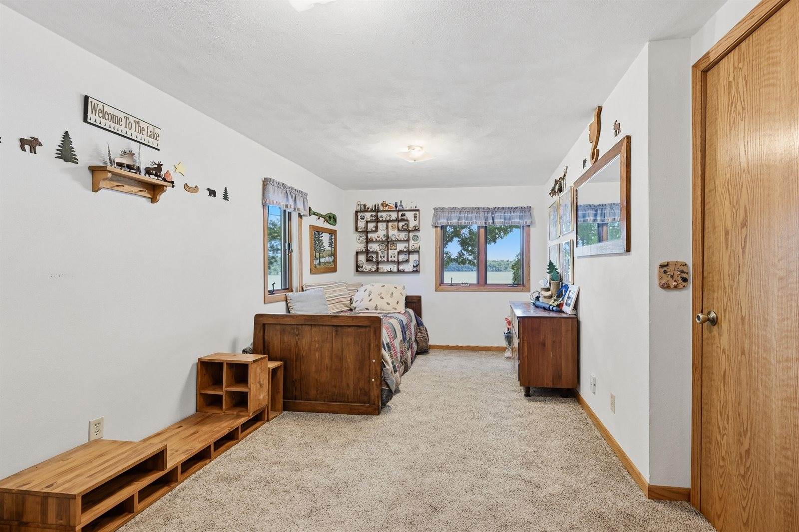 N7866 Kettle Moraine Dr, Whitewater, WI 53190