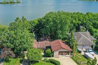 N7866 Kettle Moraine Dr, Whitewater, WI 53190