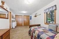 N7866 Kettle Moraine Dr, Whitewater, WI 53190