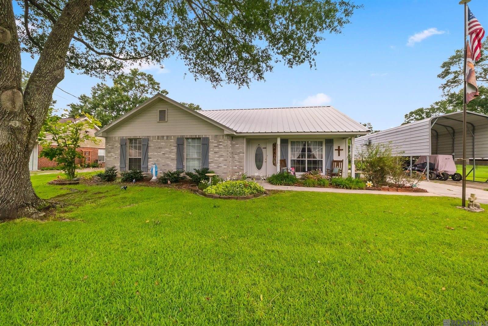16263 North Galvez Ave, Prairieville, LA 70769