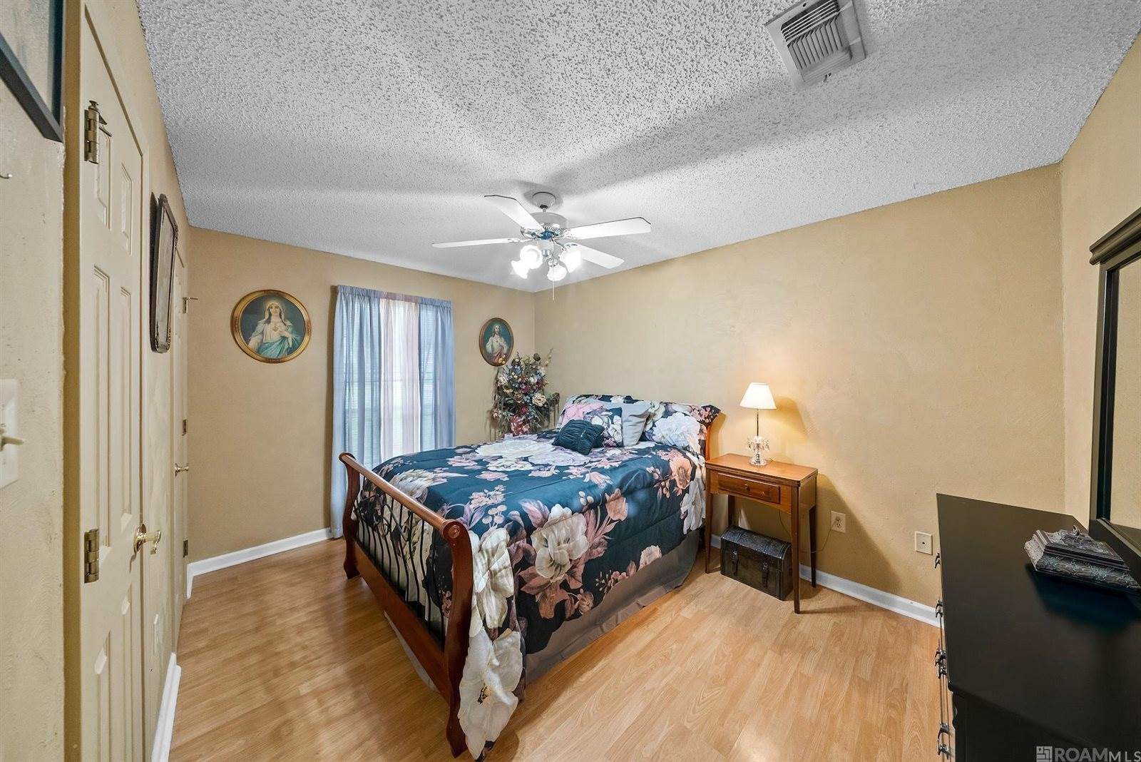 16263 North Galvez Ave, Prairieville, LA 70769