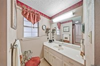16263 North Galvez Ave, Prairieville, LA 70769