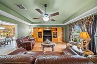16263 North Galvez Ave, Prairieville, LA 70769