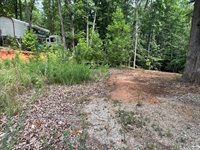 126 Des Moines, Bracey, VA 23919