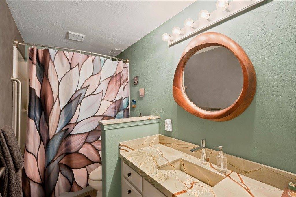 11240 Loch Lomond Road, Cobb, CA 95461