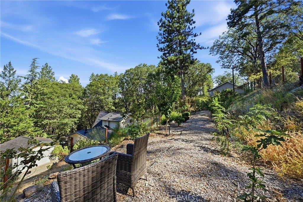 11240 Loch Lomond Road, Cobb, CA 95461