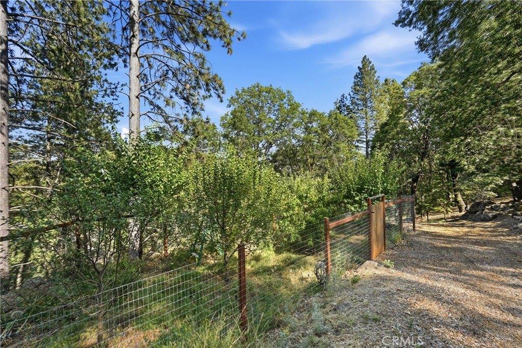 11240 Loch Lomond Road, Cobb, CA 95461