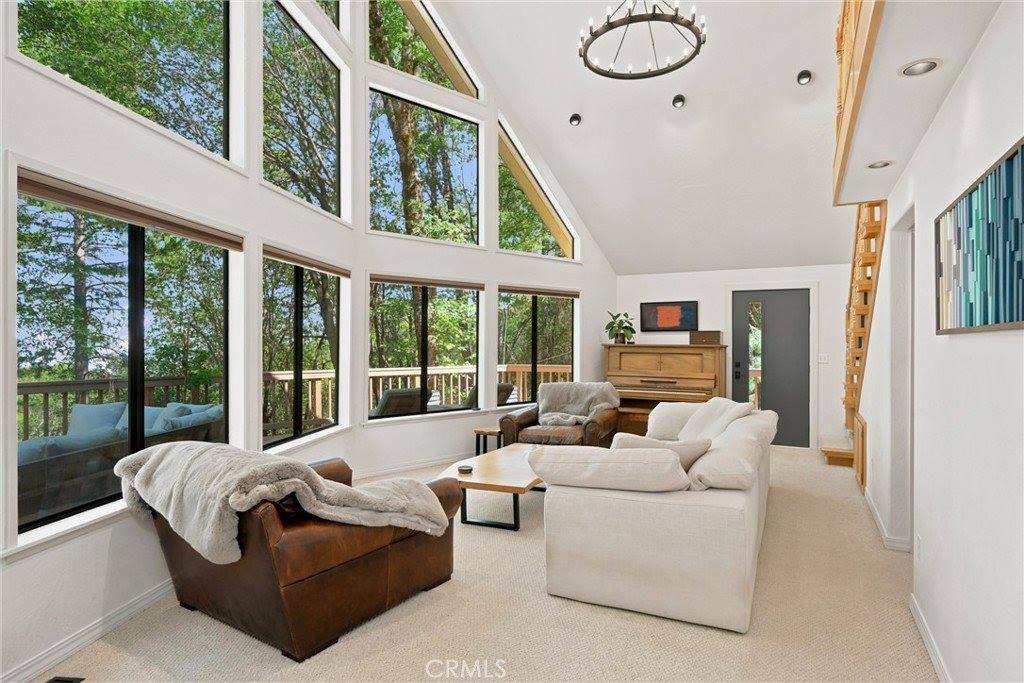 11240 Loch Lomond Road, Cobb, CA 95461