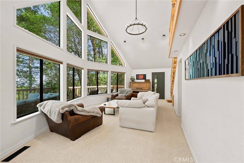 11240 Loch Lomond Road, Cobb, CA 95461