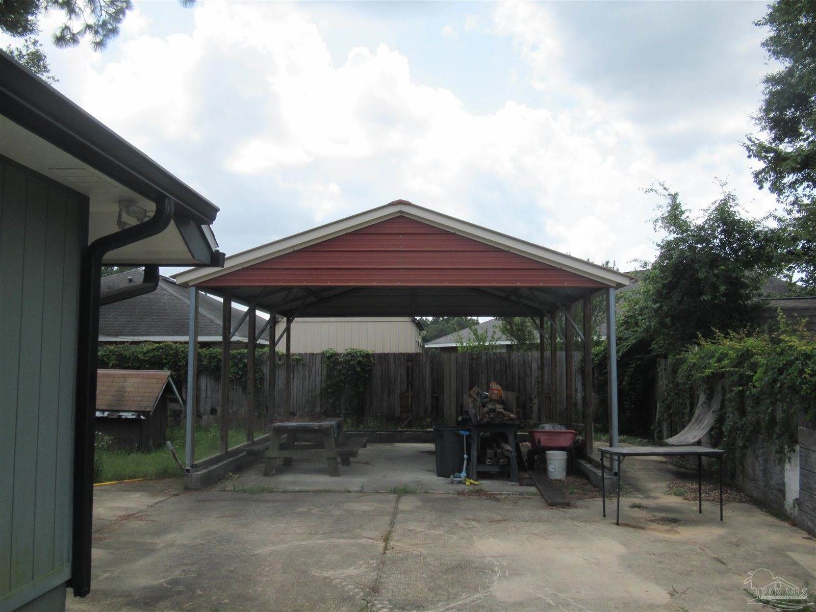 4900 Lanett Dr, Pensacola, FL 32526