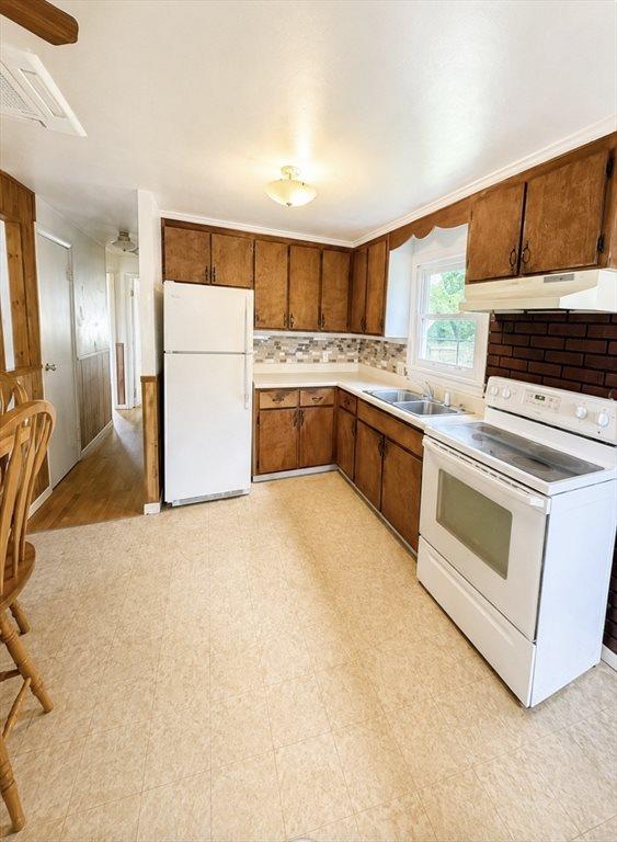 40 Partridge Dr, Springfield, MA 01119