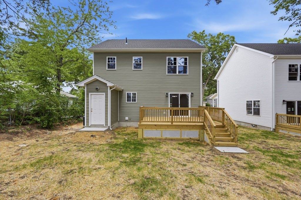 30 Goldenrod, Springfield, MA 01109