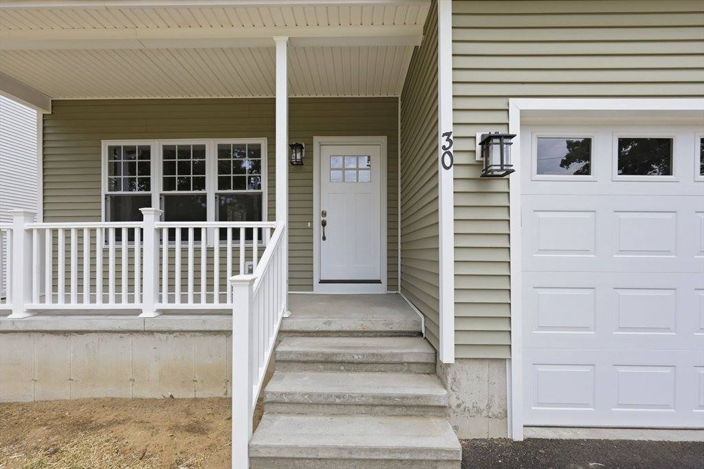 30 Goldenrod, Springfield, MA 01109