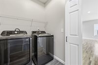 30 Goldenrod, Springfield, MA 01109