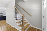 30 Goldenrod, Springfield, MA 01109