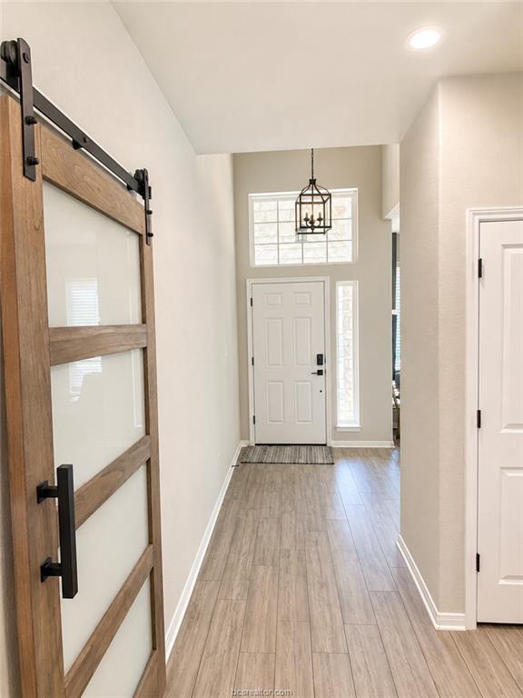 5923 Eldora Drive, College Station, TX 77845