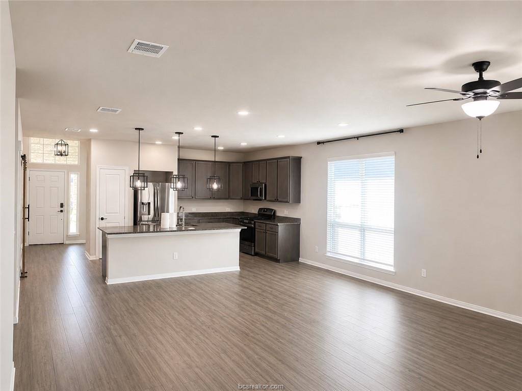 5923 Eldora Drive, College Station, TX 77845