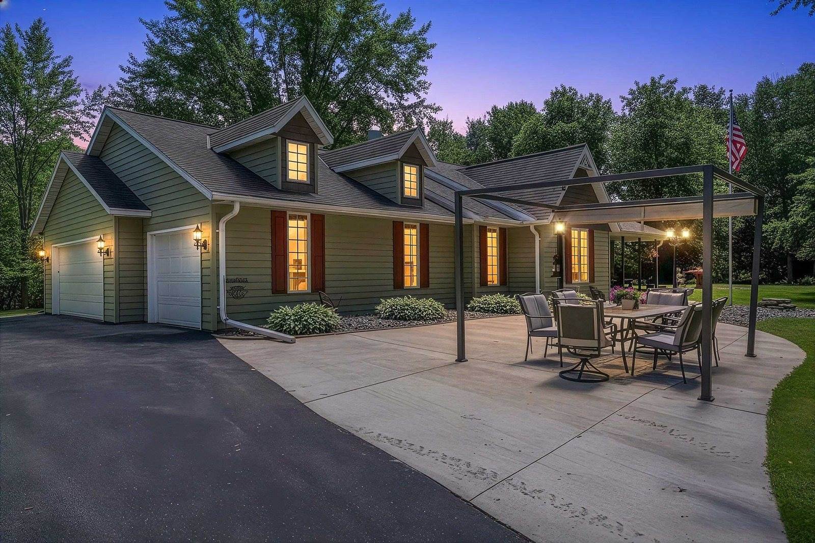 3272 Libby Lane, Green Bay, WI 54313