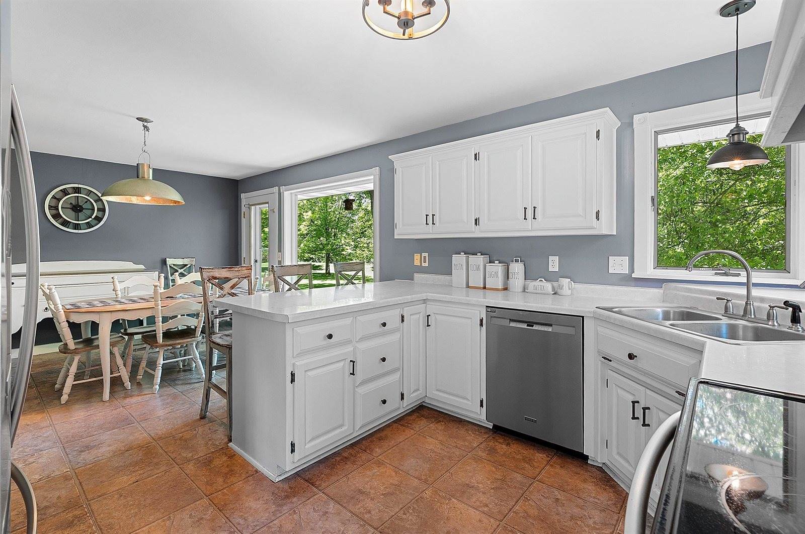 3272 Libby Lane, Green Bay, WI 54313
