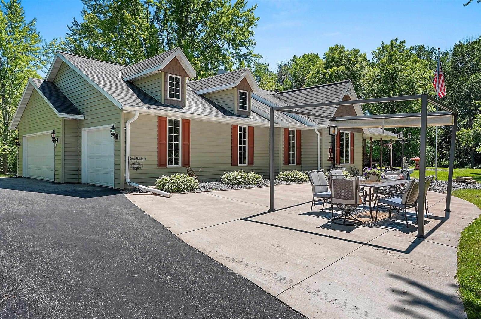 3272 Libby Lane, Green Bay, WI 54313