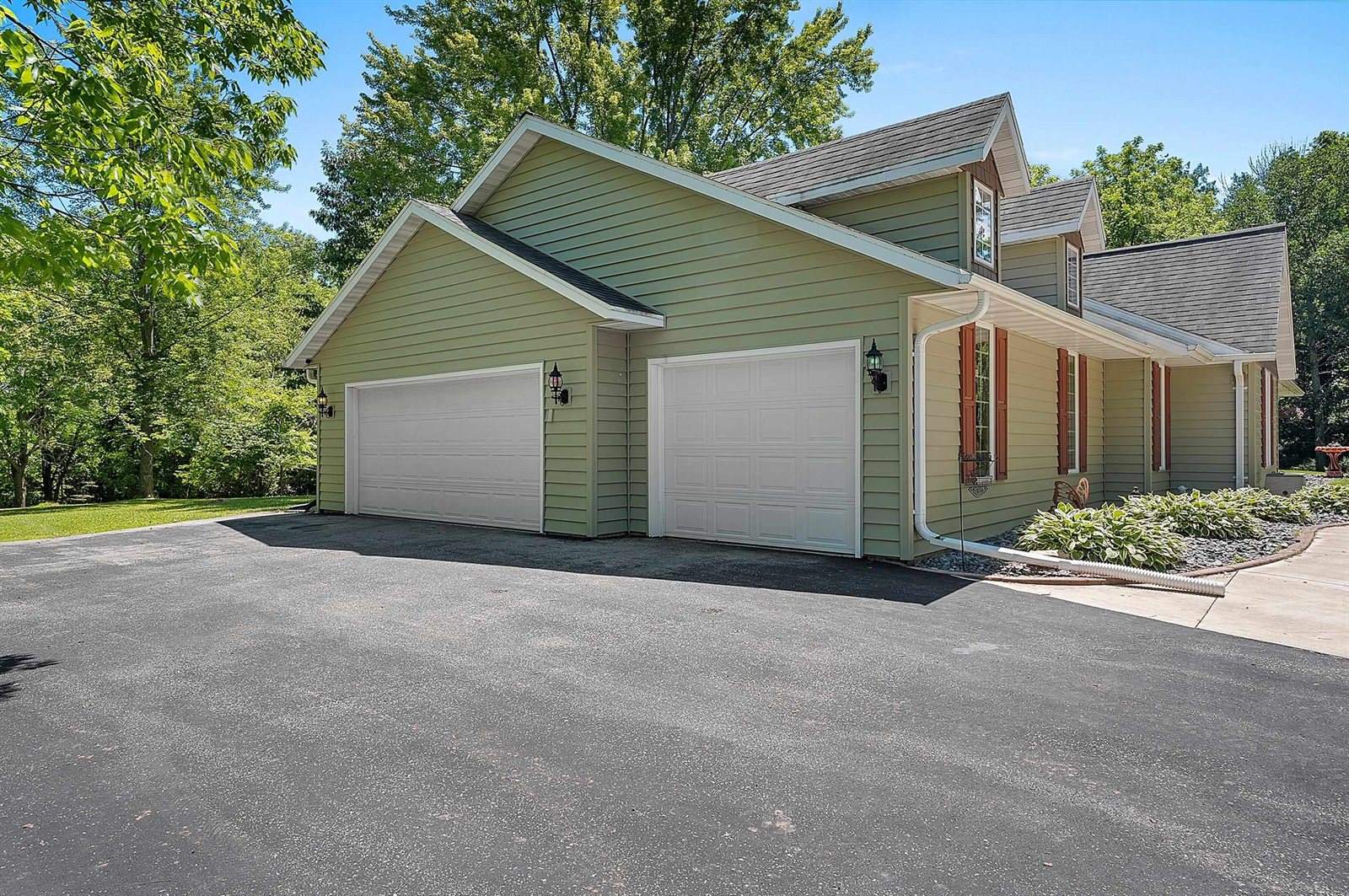 3272 Libby Lane, Green Bay, WI 54313