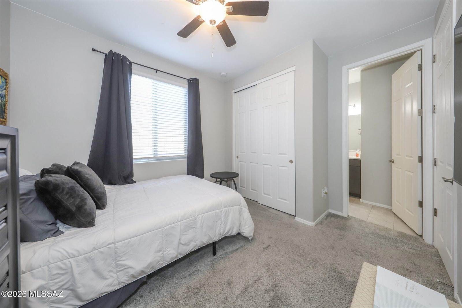 7771 South Wolf Creek Drive, Tucson, AZ 85757