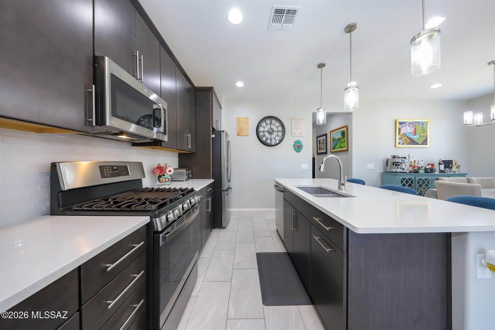 7771 South Wolf Creek Drive, Tucson, AZ 85757