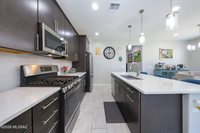 7771 South Wolf Creek Drive, Tucson, AZ 85757