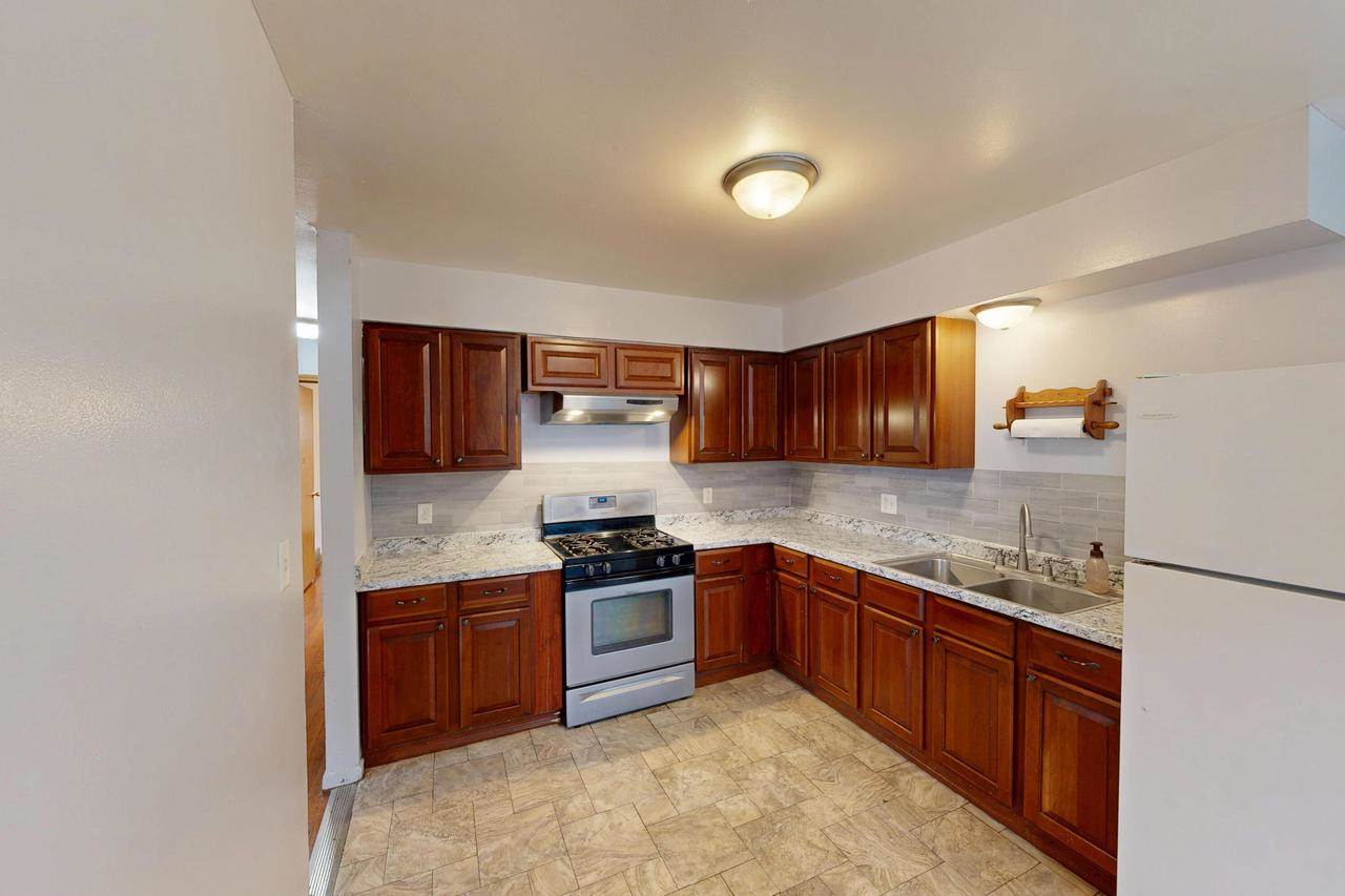 923 Gail PLACE, Fort Atkinson, WI 53538