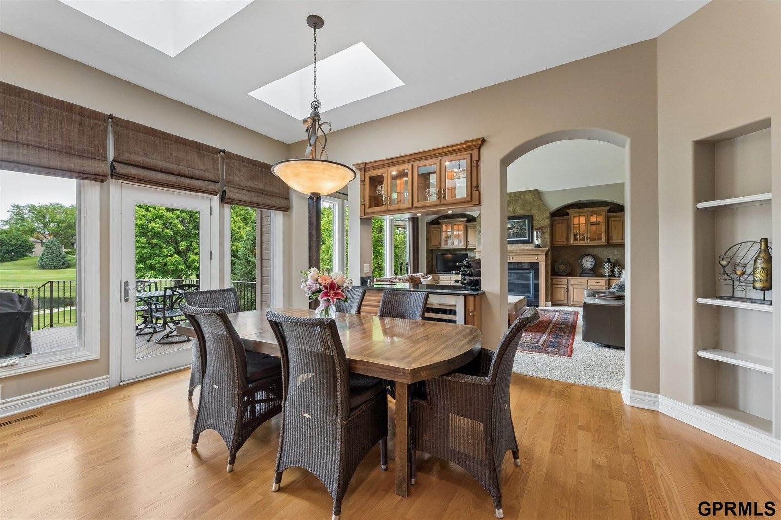 18540 Shadow Ridge Drive, Omaha, NE 68130