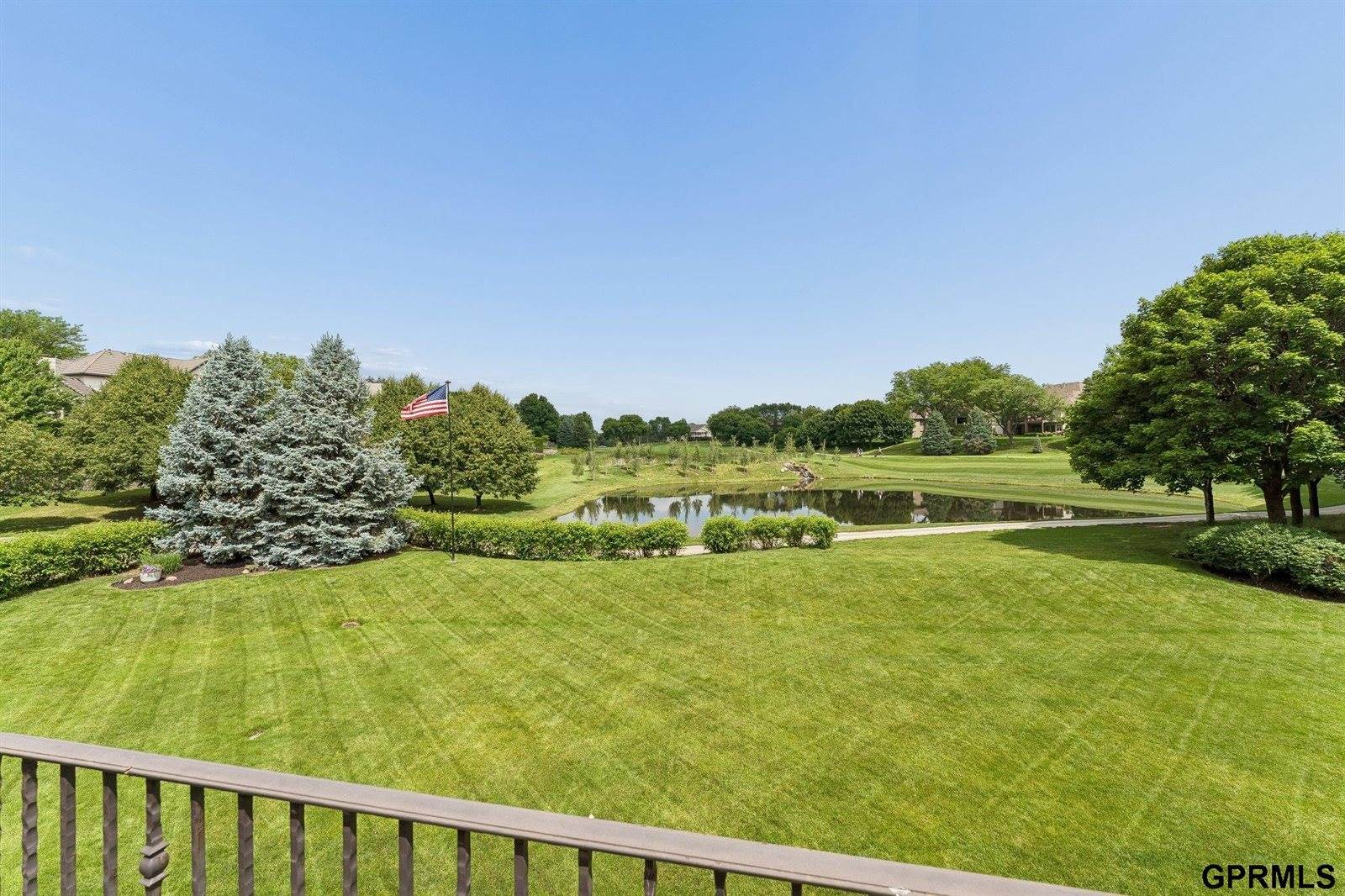 18540 Shadow Ridge Drive, Omaha, NE 68130