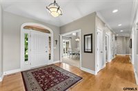 18540 Shadow Ridge Drive, Omaha, NE 68130