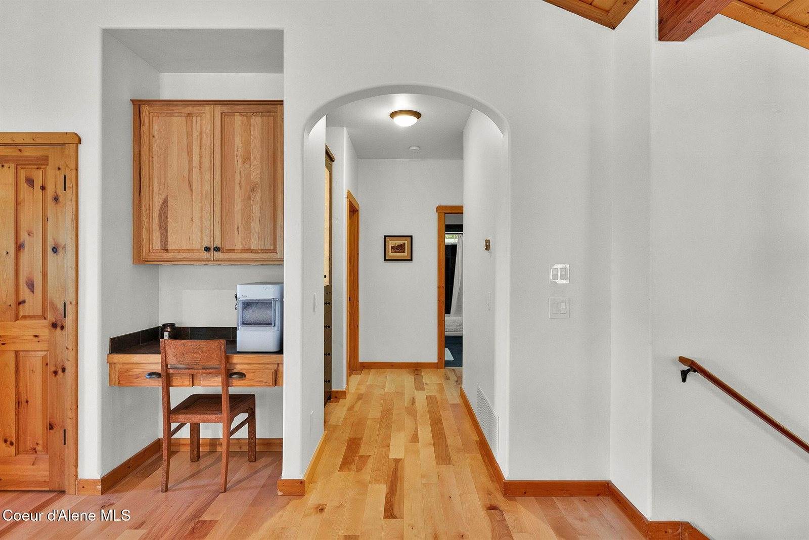 316 Brisboys Rd, Sagle, ID 83860