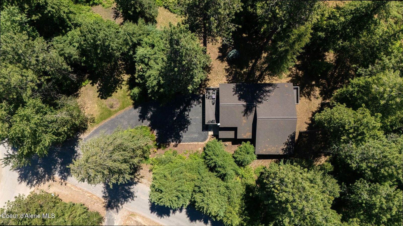 316 Brisboys Rd, Sagle, ID 83860