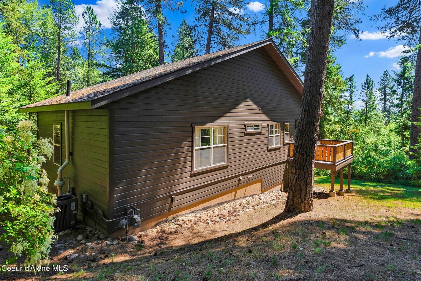 316 Brisboys Rd, Sagle, ID 83860
