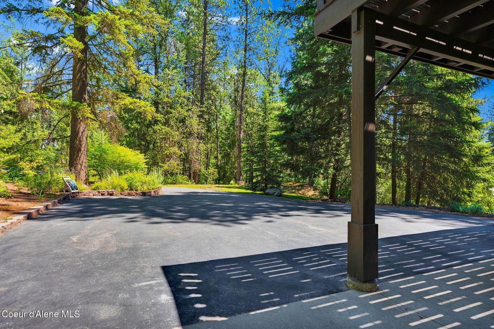 316 Brisboys Rd, Sagle, ID 83860