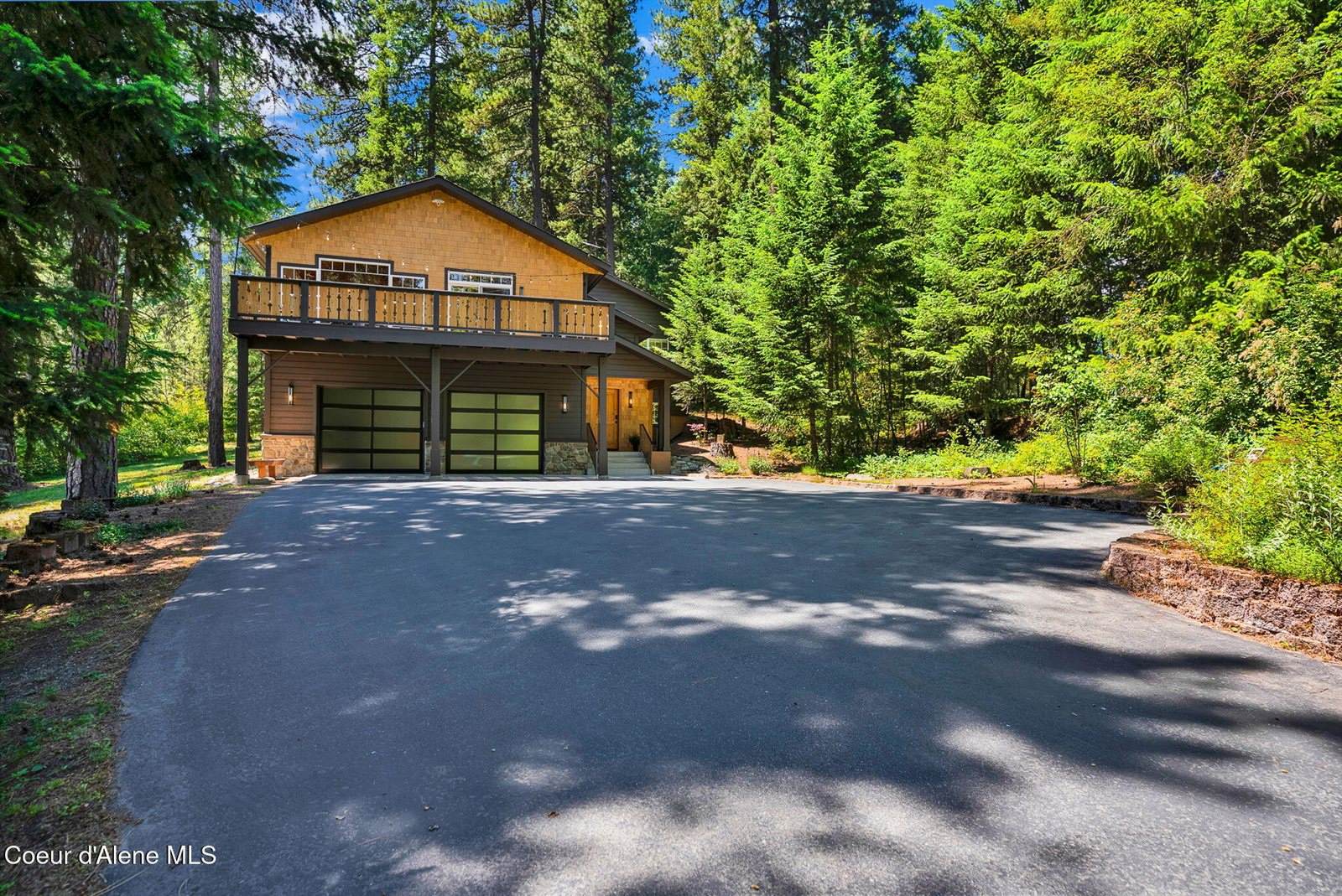 316 Brisboys Rd, Sagle, ID 83860