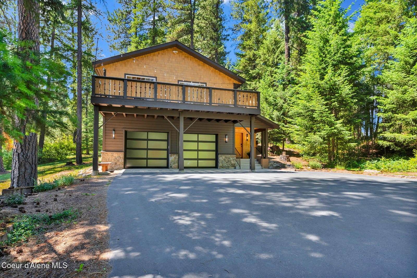 316 Brisboys Rd, Sagle, ID 83860