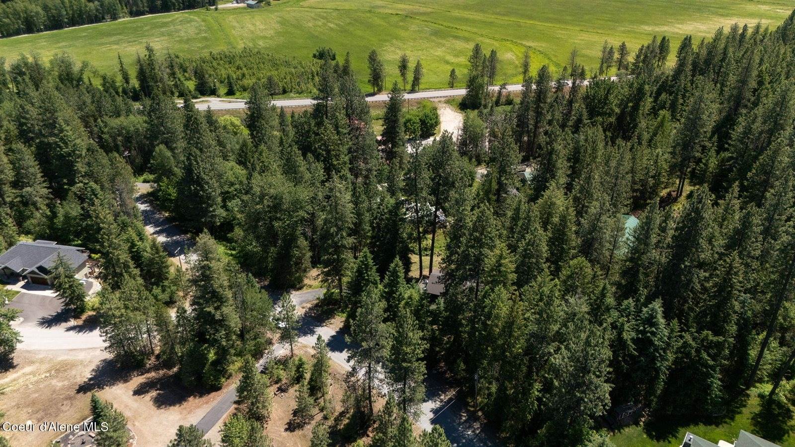 316 Brisboys Rd, Sagle, ID 83860