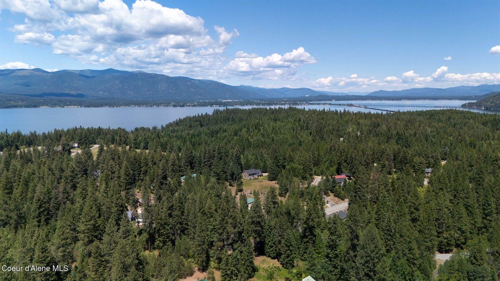 316 Brisboys Rd, Sagle, ID 83860