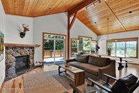 316 Brisboys Rd, Sagle, ID 83860