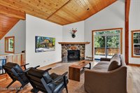 316 Brisboys Rd, Sagle, ID 83860