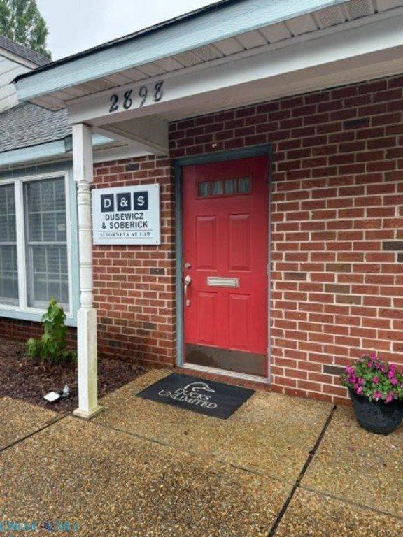 2898 George washington Mem Highway, Hayes, VA 23072