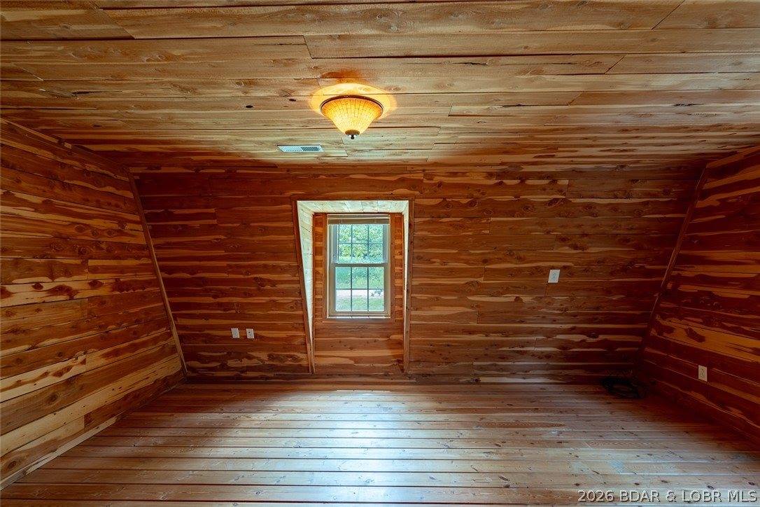 23736 Cedar Haven Circle, Pittsburg, MO 65724