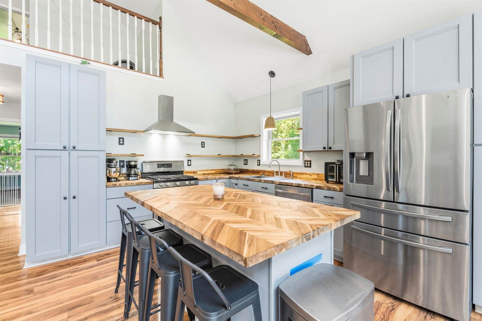 75 Marsh Road, Belfast, ME 04915