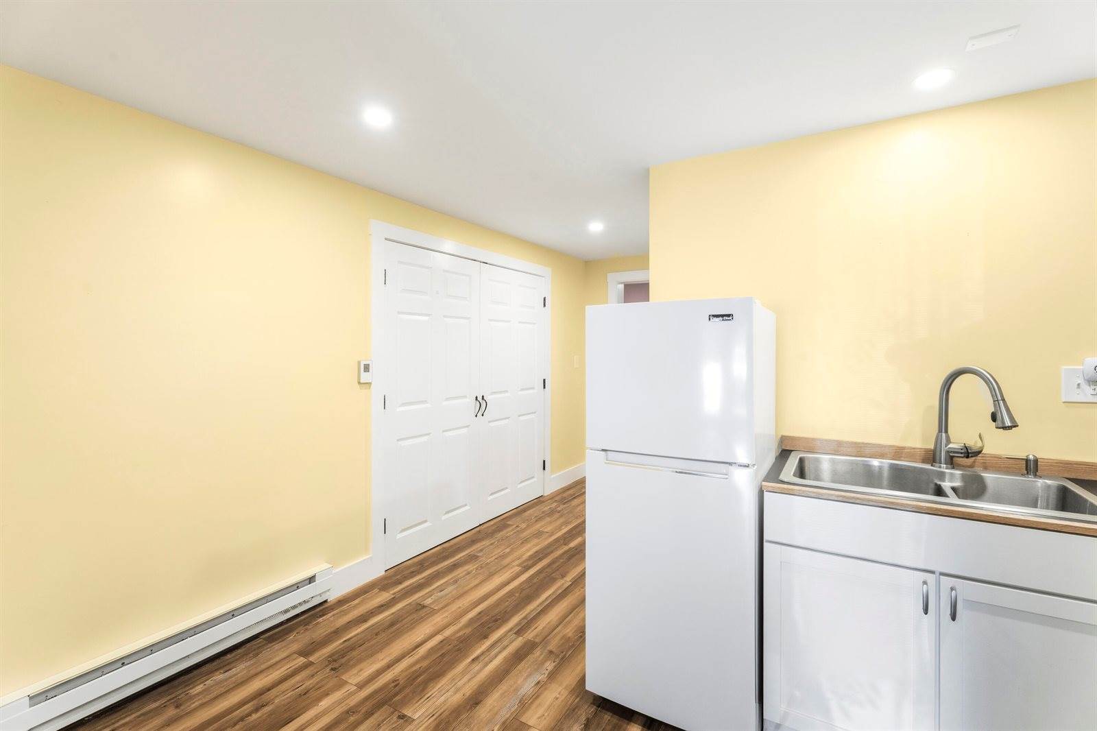 75 Marsh Road, Belfast, ME 04915