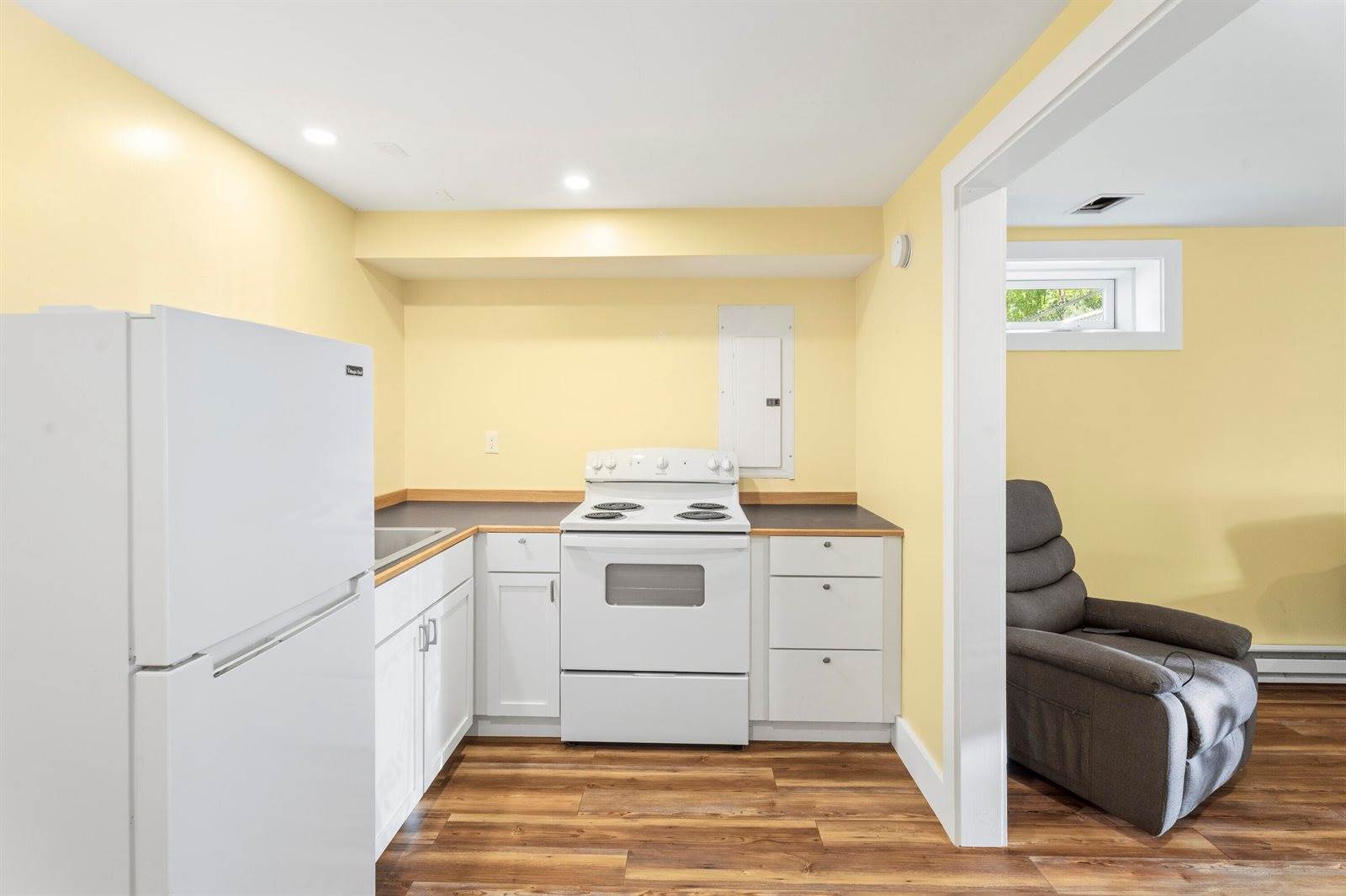 75 Marsh Road, Belfast, ME 04915